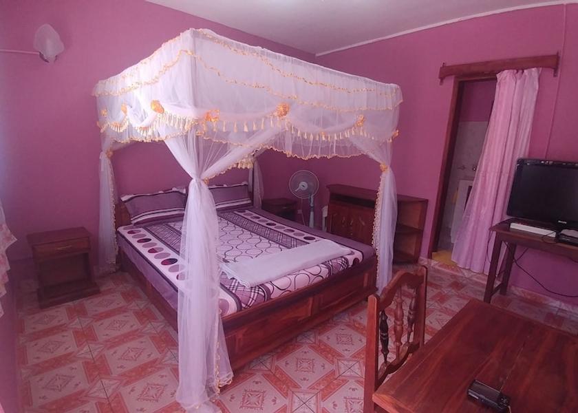  Antsiranana Room