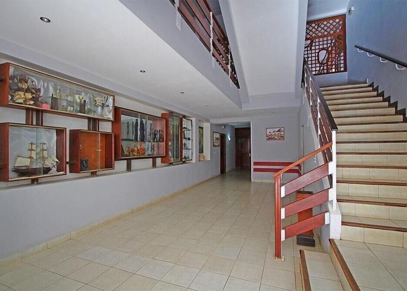  Antsiranana Staircase