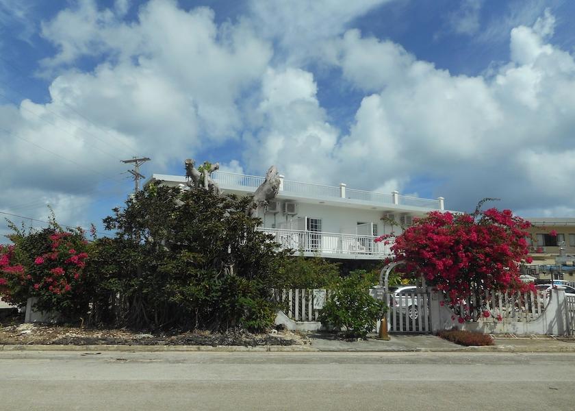  Saipan Exterior Detail