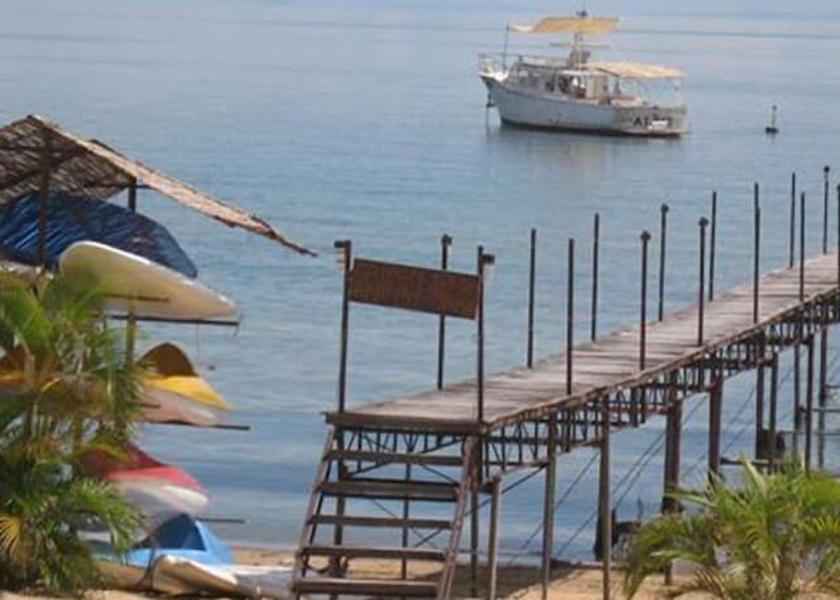  Monkey Bay Lake