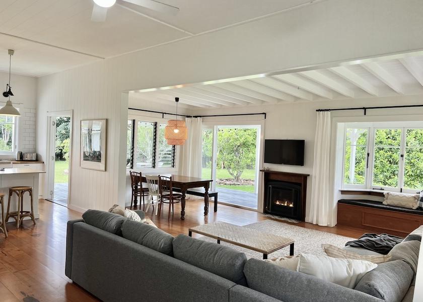  Norfolk Island Living Area