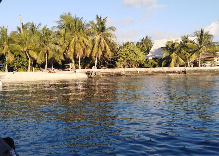  Rangiroa Beach
