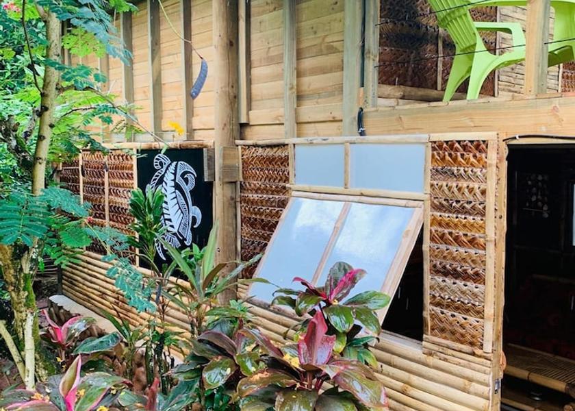  Huahine Exterior Detail