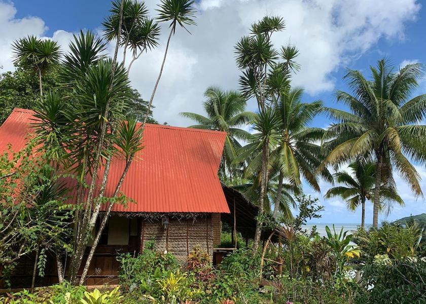  Huahine Exterior Detail