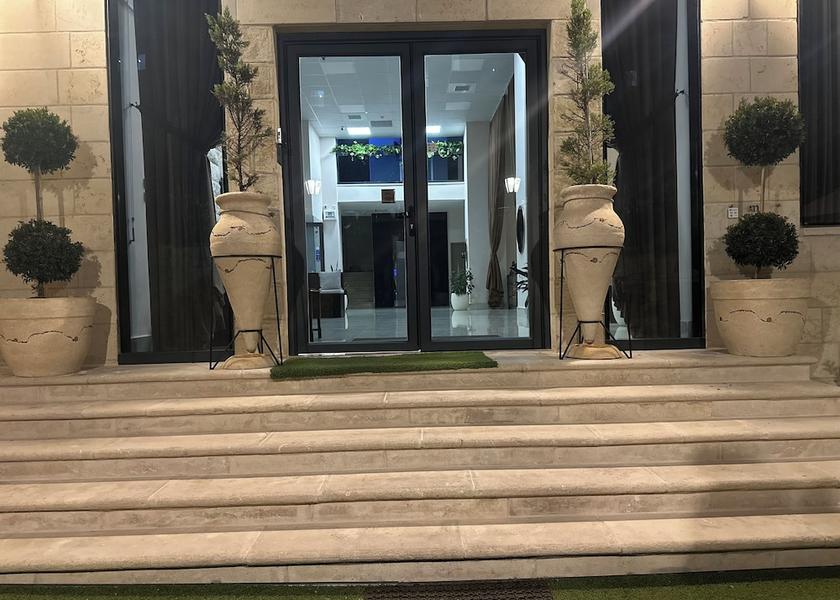  Ramallah Facade