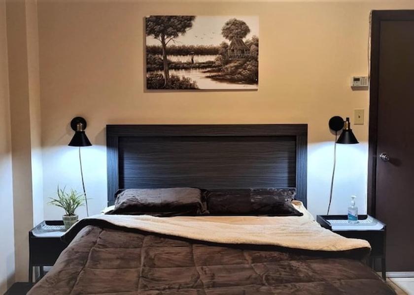  Koror Room