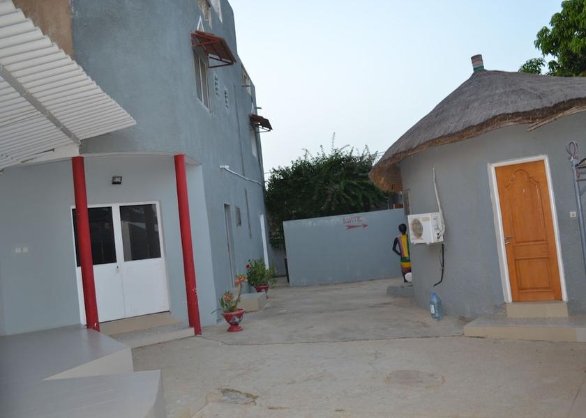  Mbour Interior Entrance