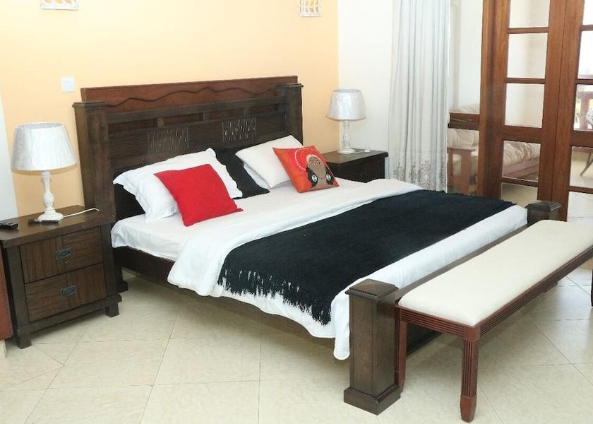  La Somone Room