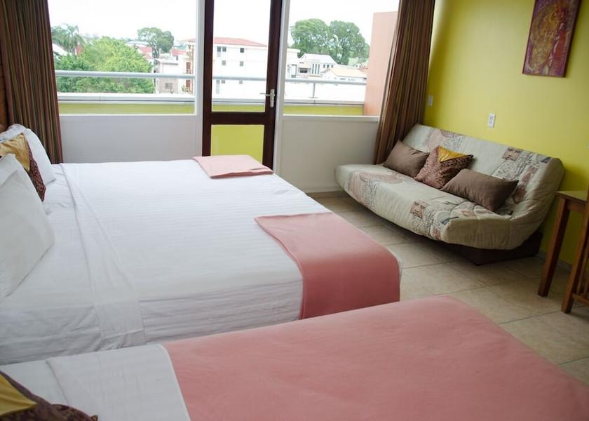  Paramaribo Room