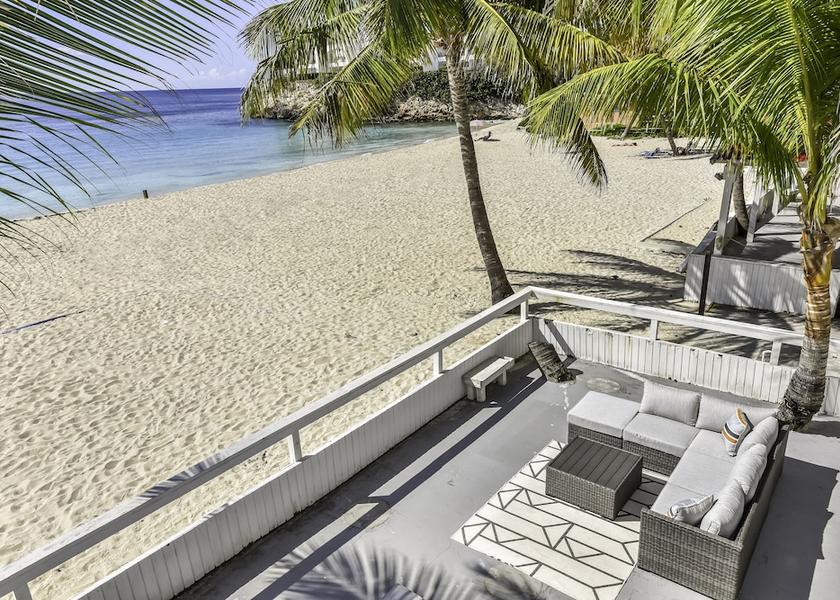  Simpson Bay Exterior Detail