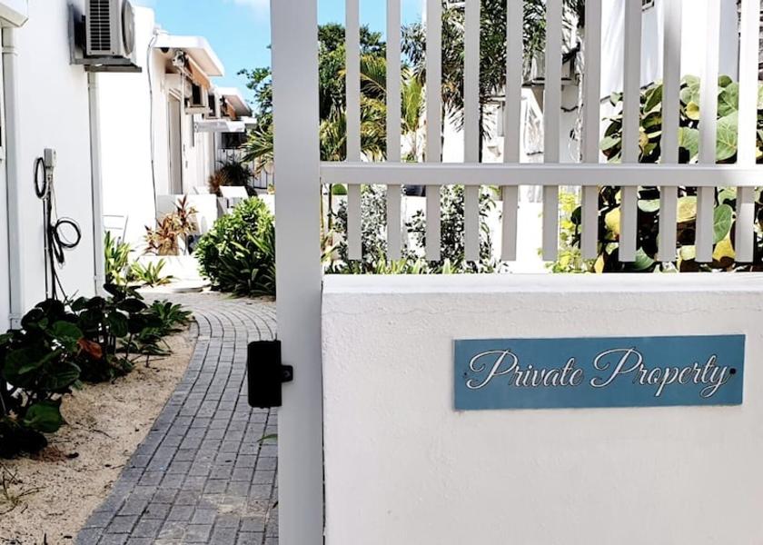  Simpson Bay Exterior Detail