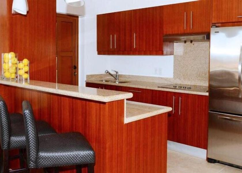  Lowlands Kitchen