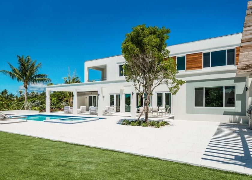  Providenciales Facade