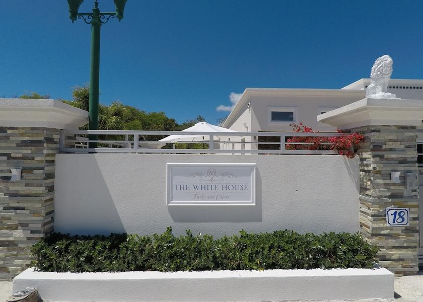  Providenciales Facade