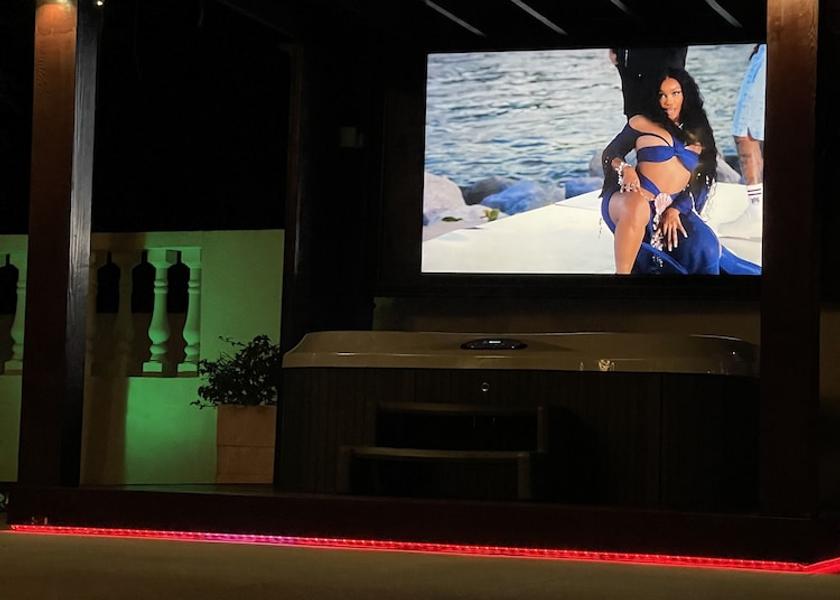  Providenciales Exterior Detail