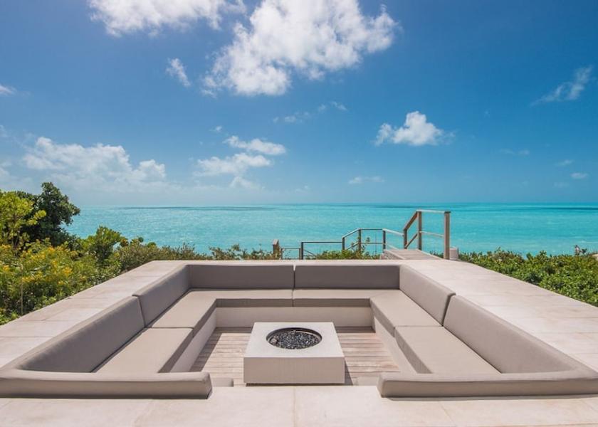  Providenciales Exterior Detail