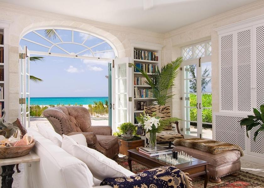 Providenciales Interior Entrance