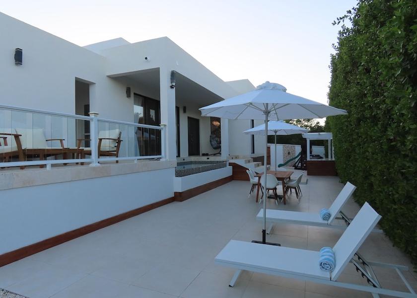 Providenciales Providenciales Exterior Detail