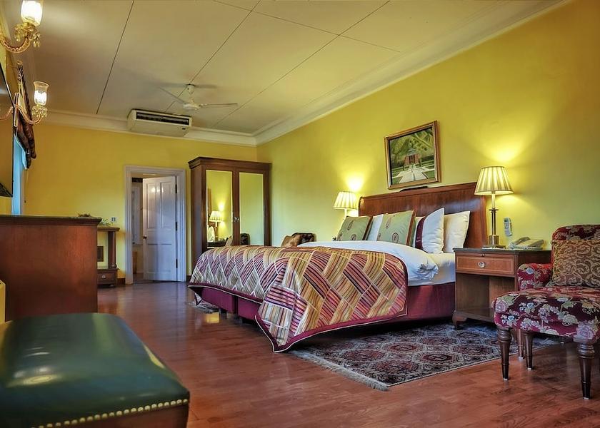 Jammu and Kashmir Srinagar Room