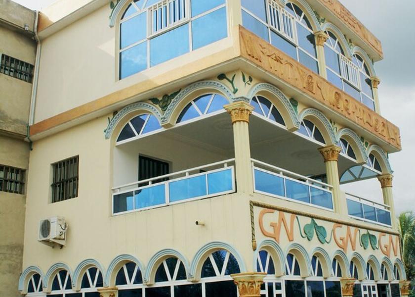  Kpalime Interior Entrance