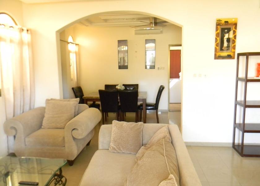 Lome Living Area