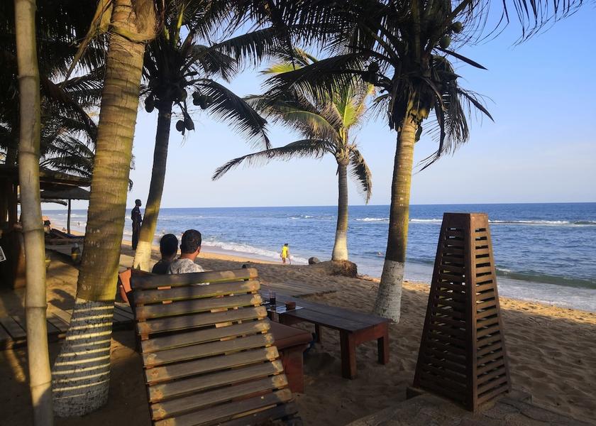  Lome Beach
