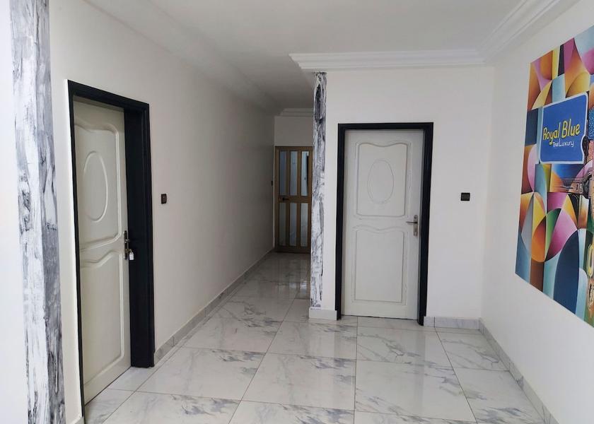  Lome Interior Entrance