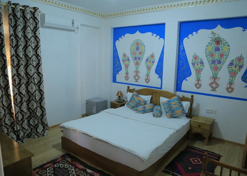  Bukhara Room