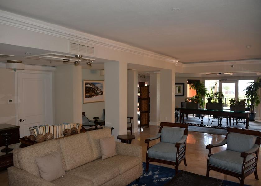  St. Thomas Executive Lounge