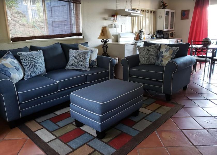  St. Thomas Interior Entrance