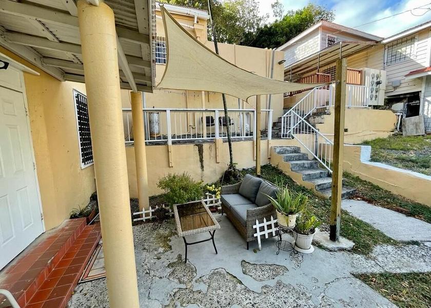  St. Thomas Exterior Detail