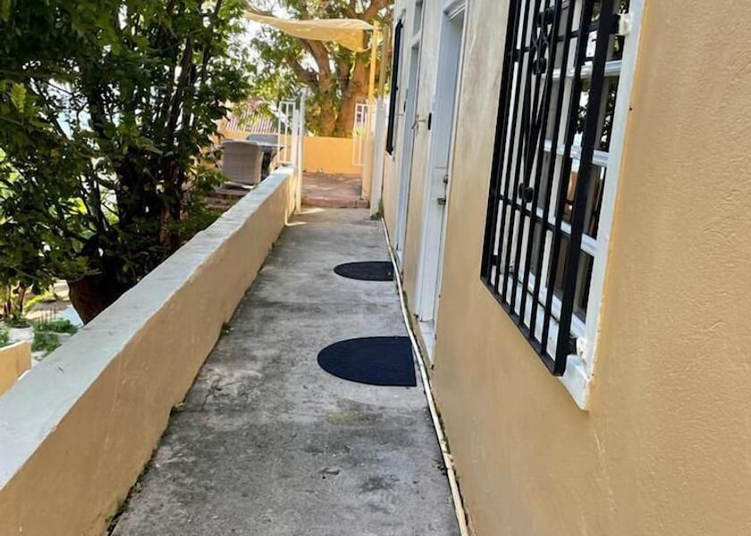  St. Thomas Exterior Detail