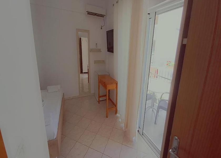 Vlorë County Ksamil Room