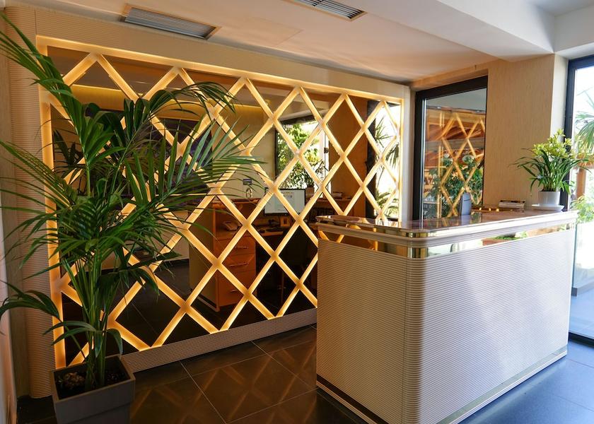 Vlorë County Ksamil Reception