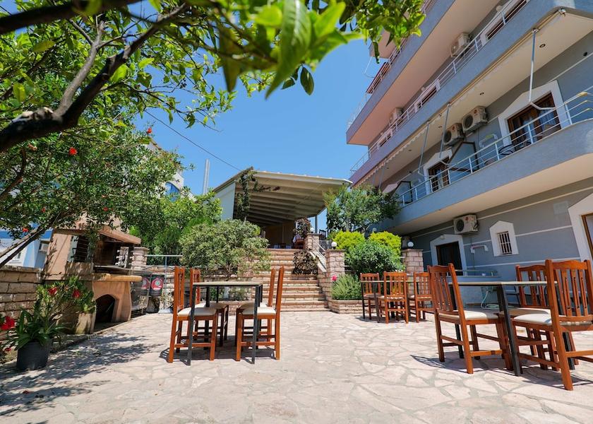 Vlorë County Ksamil Breakfast Area