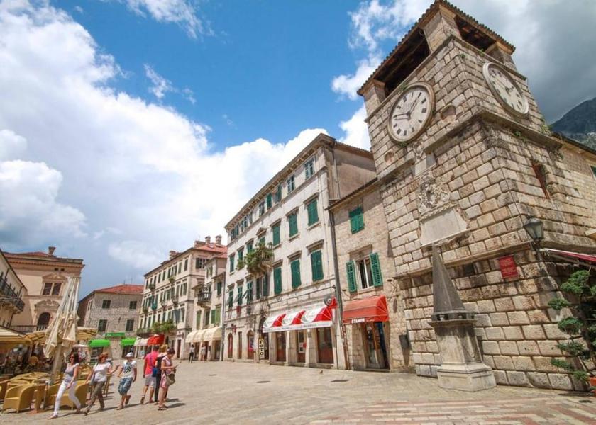  Kotor Facade