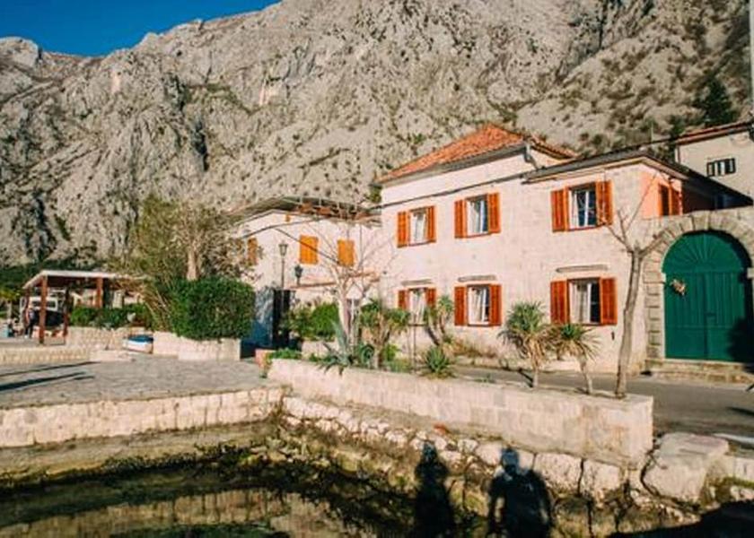  Kotor Facade