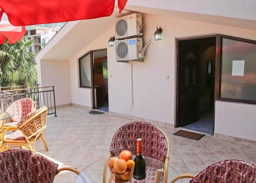  Kotor Terrace