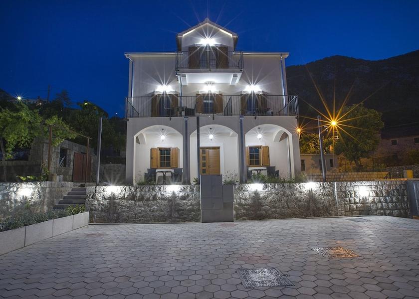  Kotor Property Grounds