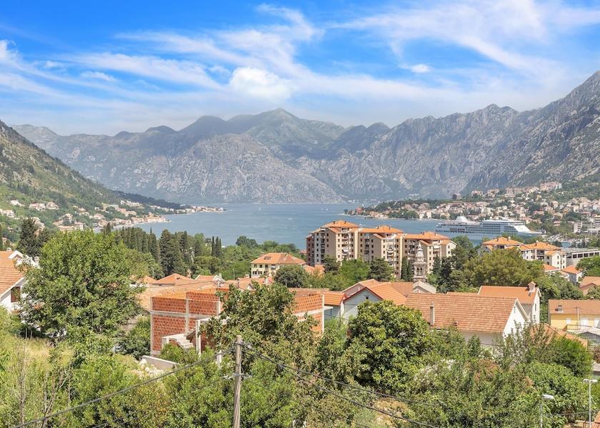  Kotor Beach/Ocean View