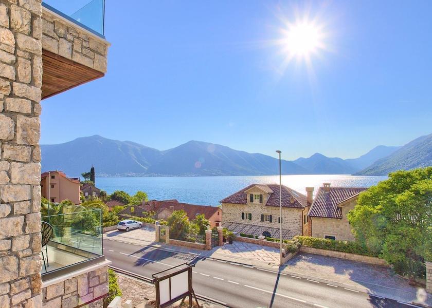  Kotor Exterior Detail