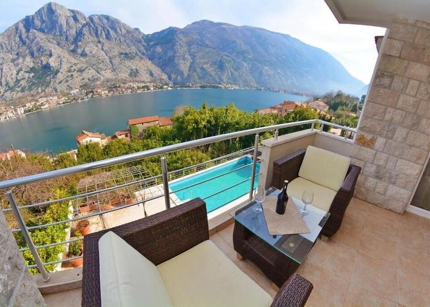  Kotor Terrace