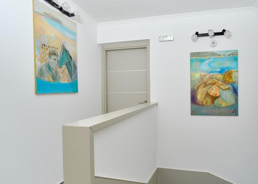  Tivat Staircase