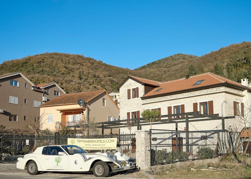  Tivat Facade