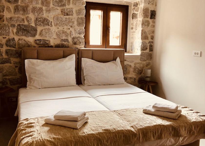  Tivat Room