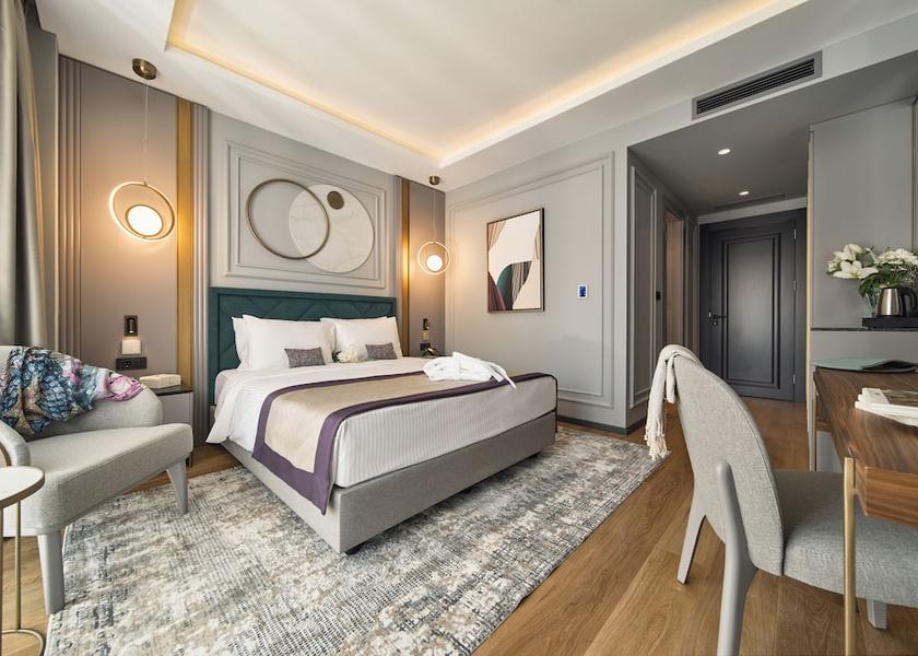  Tivat Room