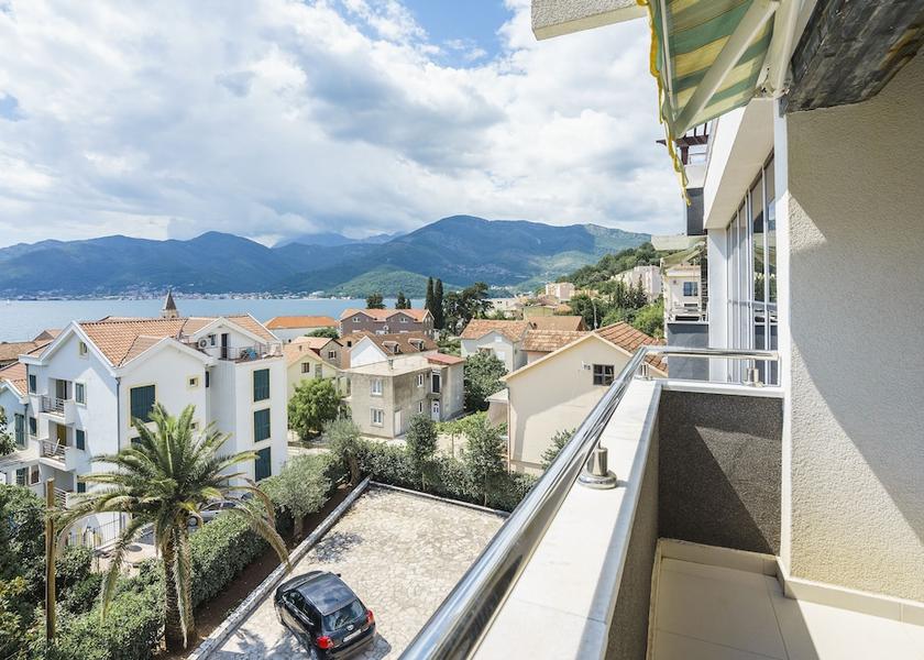  Tivat Exterior Detail