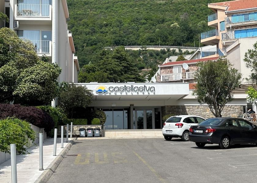 Budva Municipality Petrovac Property entrance