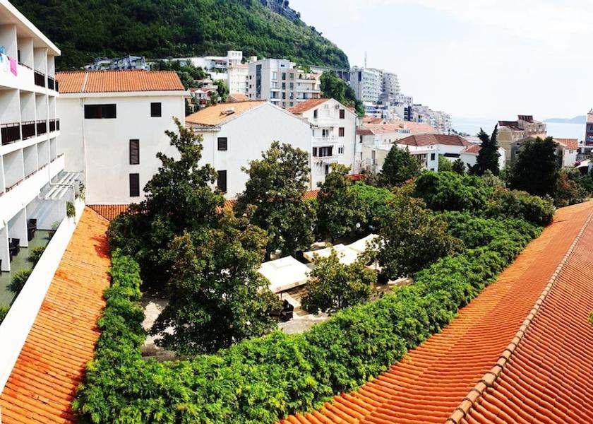  Becici Exterior Detail