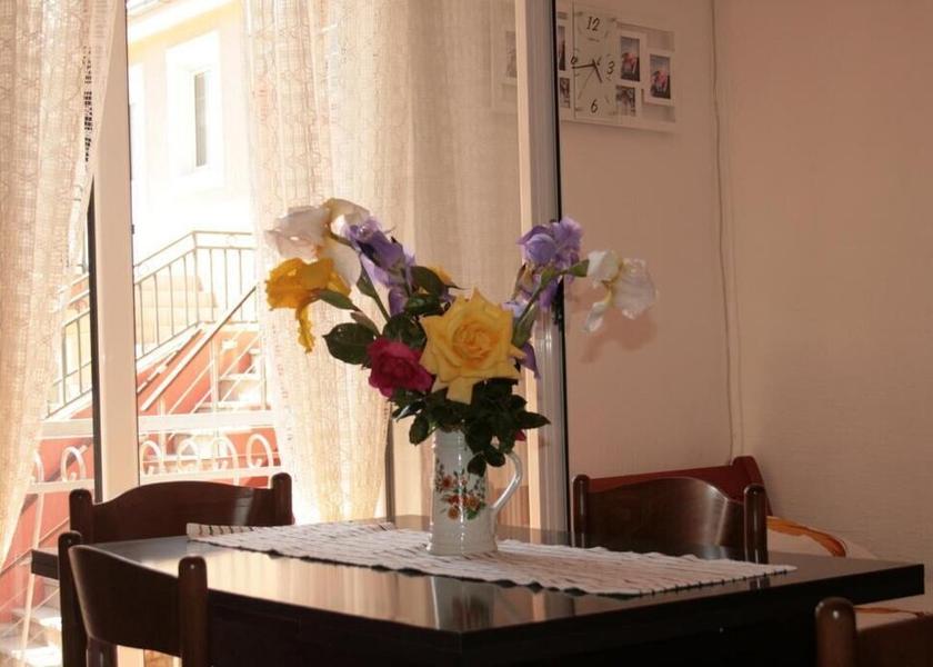  Becici Interior Entrance